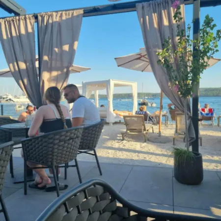 Διαμέρισμα Mare Τρογκίρ